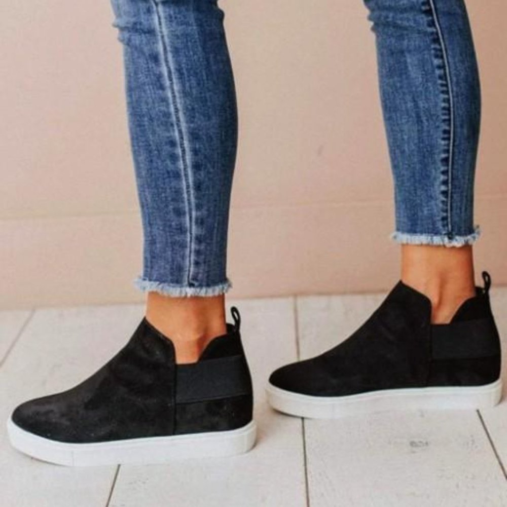 LAST PAIR Casual Nights Wedge Sneaker-Blk